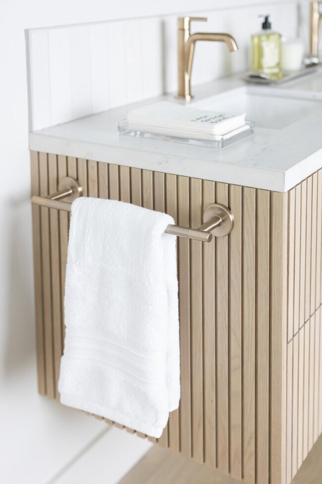 Building Photo - 126 Sunset Cove Ln