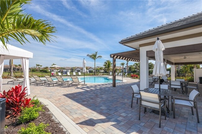 Building Photo - 15492 Rio Ponace Ct