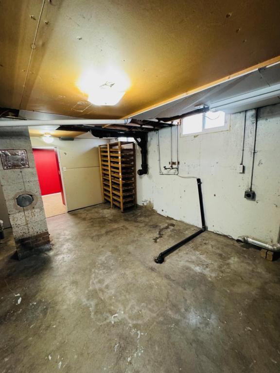 Building Photo - 1805 Avocet Dr