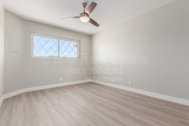 Building Photo - 1332 N 71st St