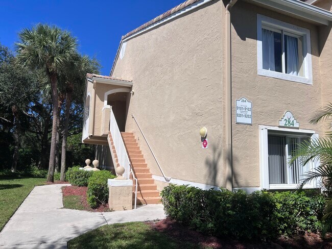 Building Photo - 284 Village Blvd