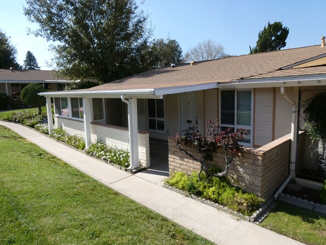 Primary Photo - 2 Bedroom Home in Friendly Valley in 55+ C...