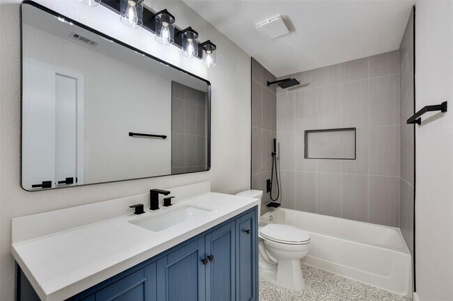 Building Photo - 10903 Claywood Dr