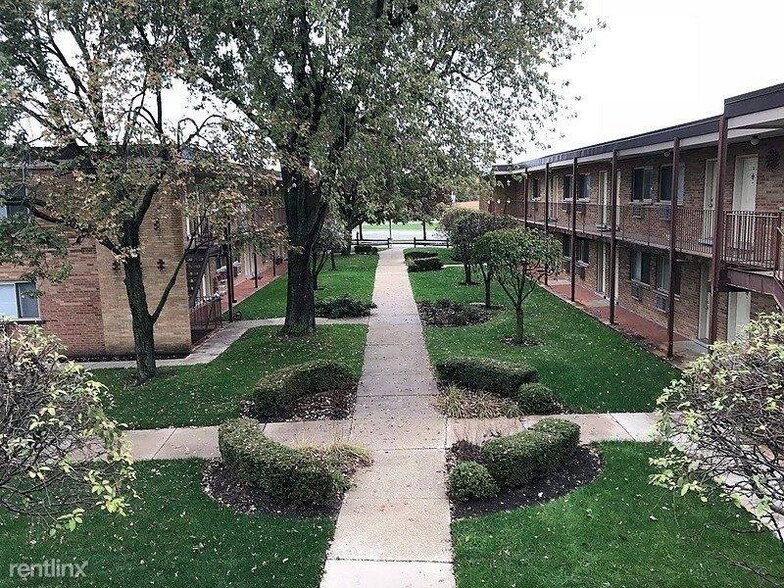 Building Photo - 8500 Waukegan Rd