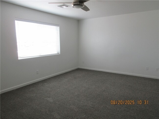 Building Photo - 3560 N Bond St