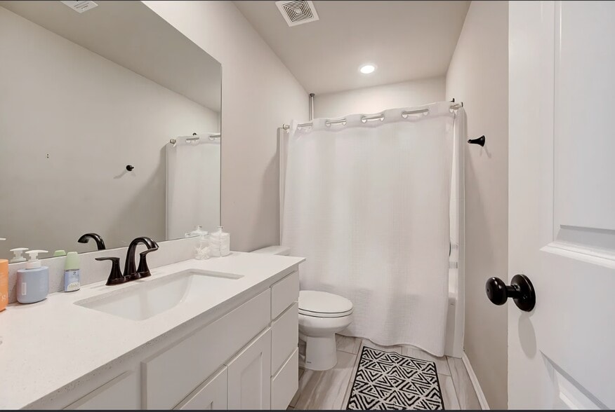 Building Photo - 11652 SW 12th St