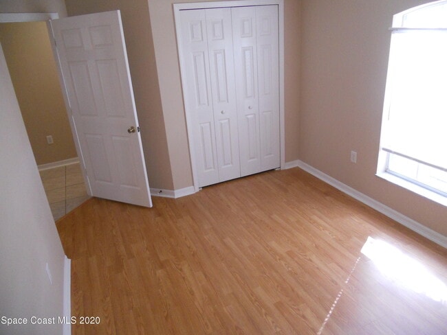 Building Photo - 599 Evergreen St NE