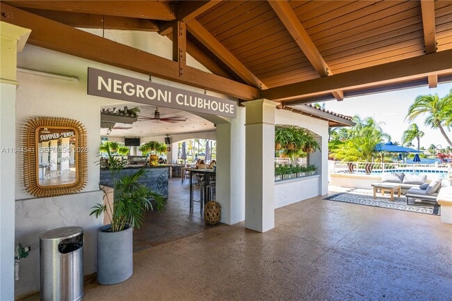 Building Photo - 10730 NW 66th St