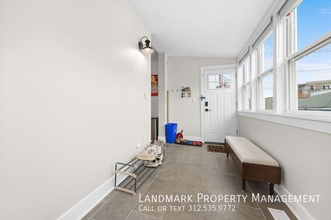 Building Photo - 4836 N Albany Ave