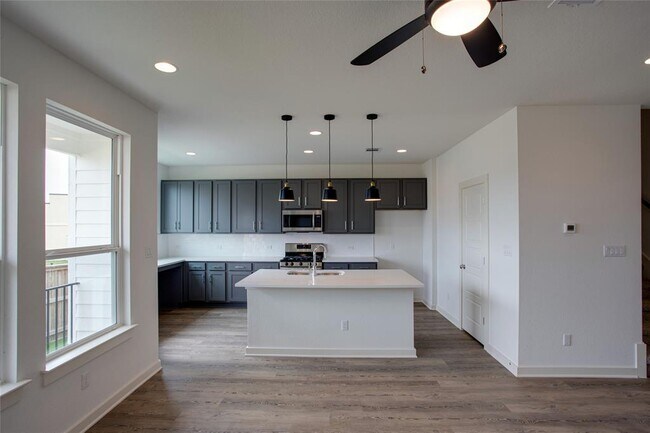 Building Photo - 5160 N A.W. Grimes Blvd