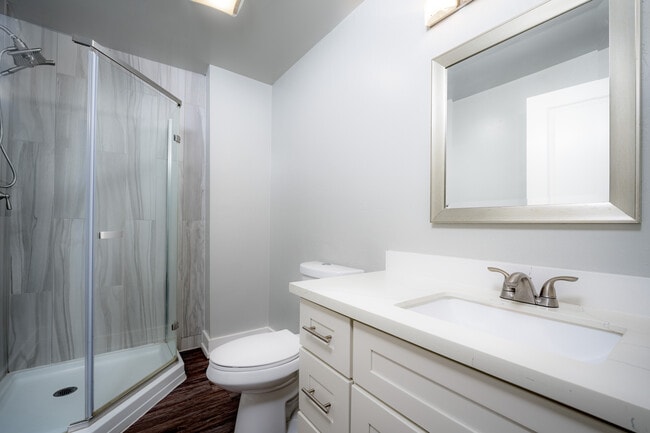 Ladera 1 Bed, 1 Bath Bathroom - Ladera Apartments