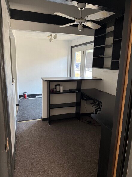 Building Photo - 621 Butler St