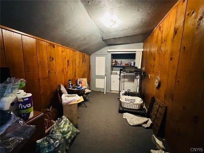 Building Photo - 8 Greenbush St