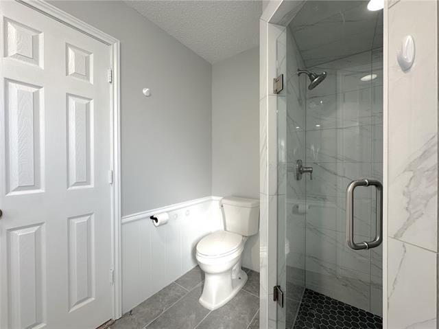 Building Photo - 1706 Hanover Dr