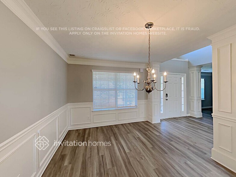 Building Photo - 1301 Cochran Crossing