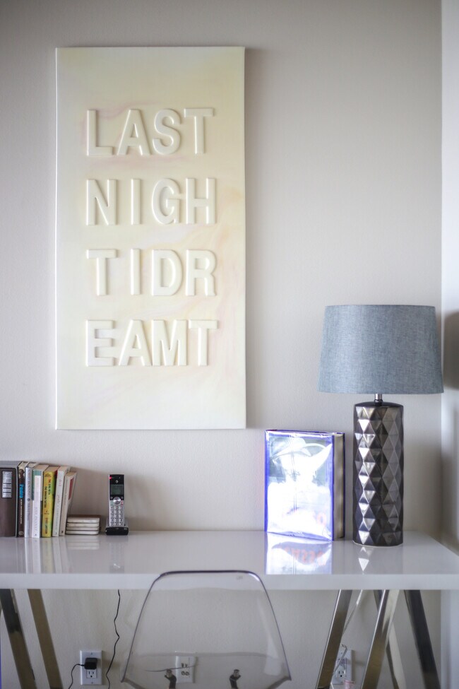 Building Photo - 1013 Mandalay Beach Rd