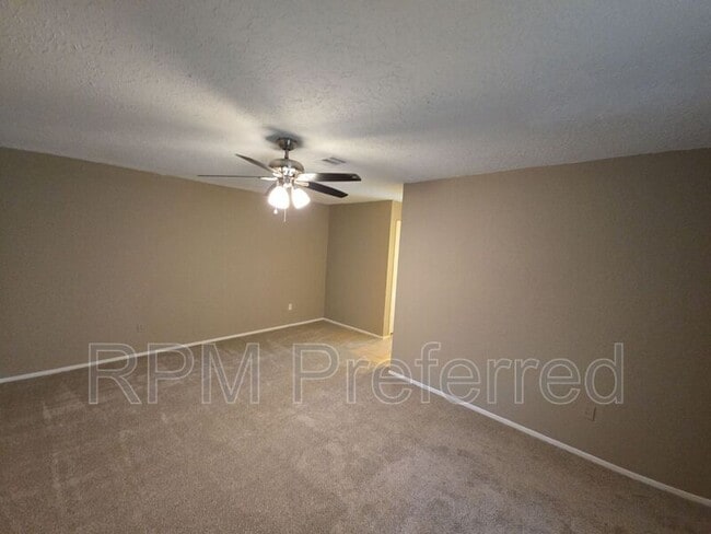 Building Photo - 23207 Pine Post Ln