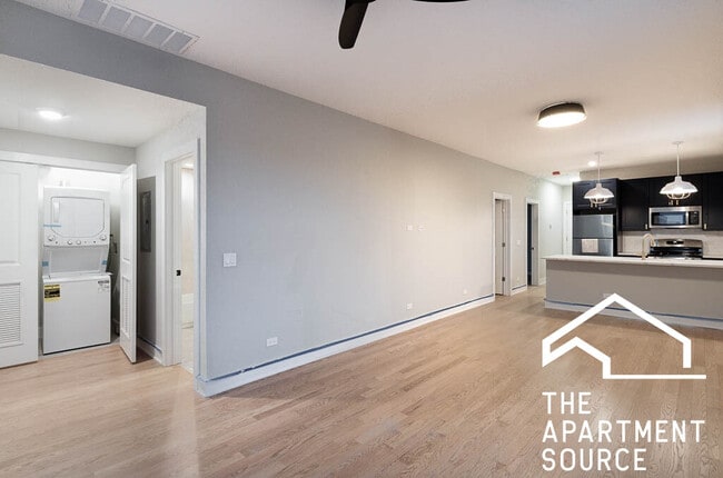 Building Photo - 4409 N Seeley Ave