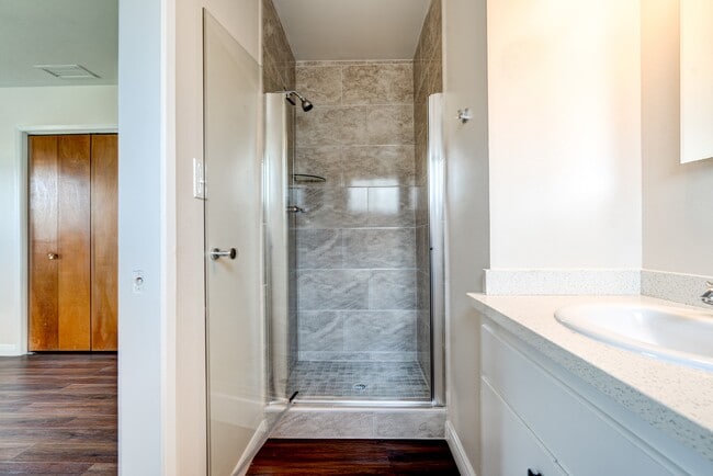 Building Photo - 8311 Raintree Ave