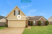 Building Photo - 1828 Cresent Ln