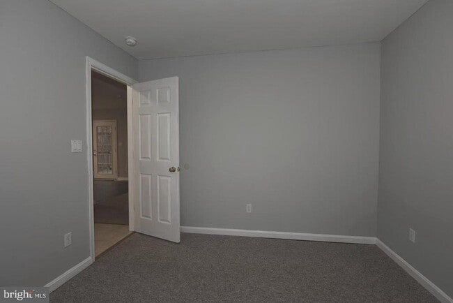 Building Photo - 10207 Cobbler Ln