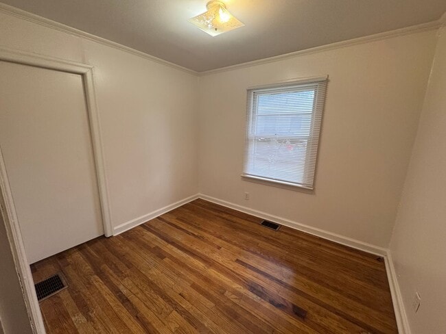 Building Photo - House in Paducah City Limits