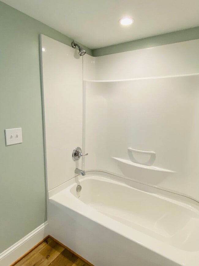 Building Photo - 2507 Seminary Ave