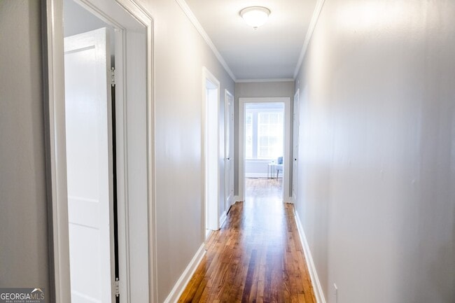 Building Photo - 111 E Screven St