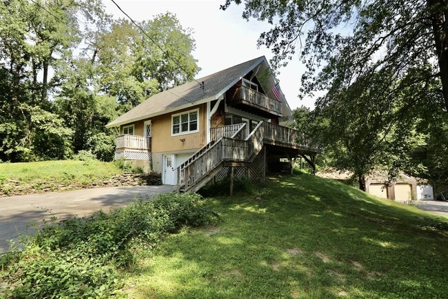 Building Photo - 67 Ketchamtown Rd