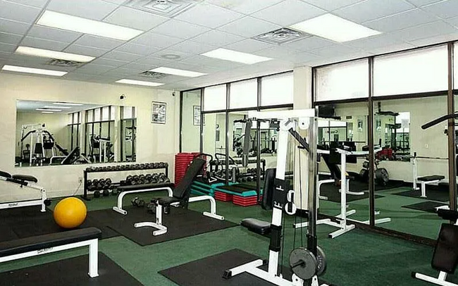 Building Photo - 1 Bedroom Condo in Downtown Tulsa! *Price ...