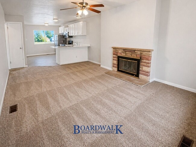 Building Photo - 325 Baird Cir