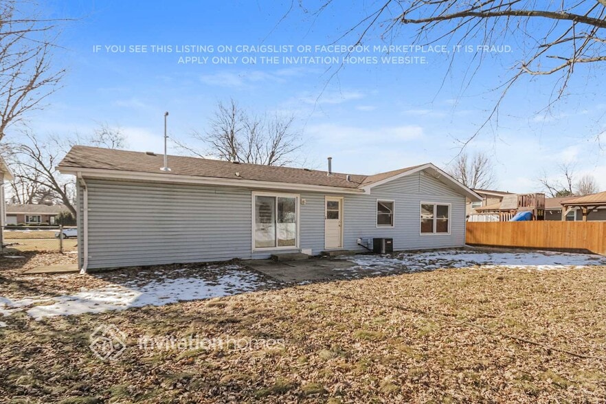 Building Photo - 575 Cochise Pl