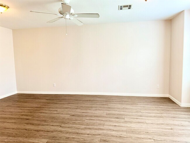 Building Photo - 12505 Venus Park Ln