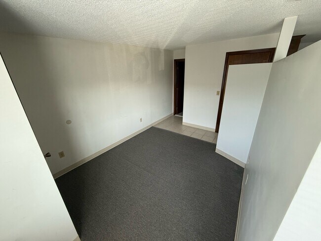 Building Photo - 51 Whiting St
