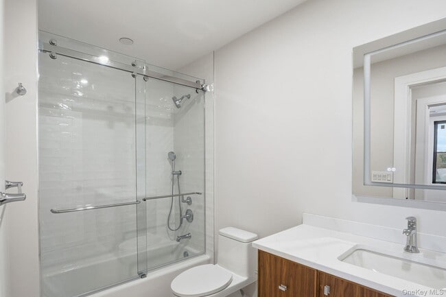 Building Photo - 34 Clinton Ave