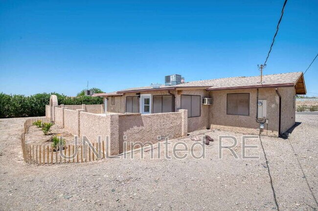 Building Photo - 2512 Cisco Dr S