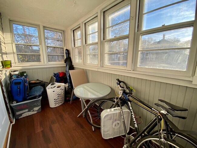 Building Photo - 51 Patten St