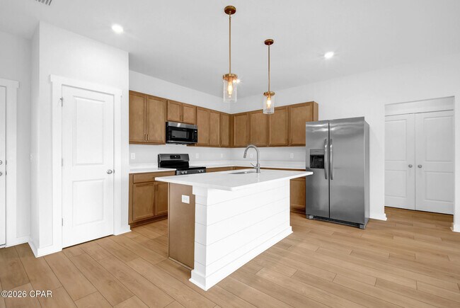 Building Photo - 2336 Discovery Loop