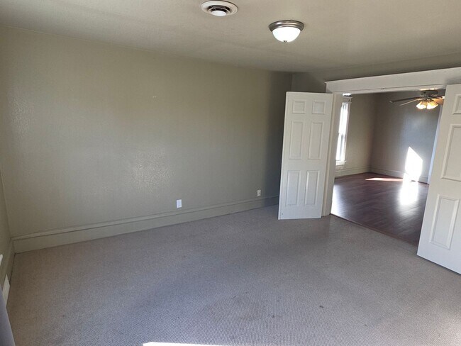 Building Photo - 1214 Hamilton St