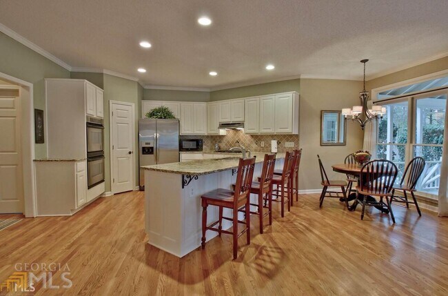 Building Photo - 404 Burgess Point