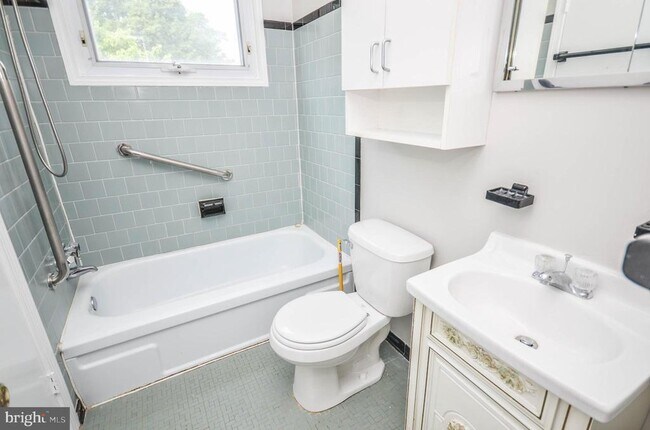 Building Photo - 3814 Archer Pl