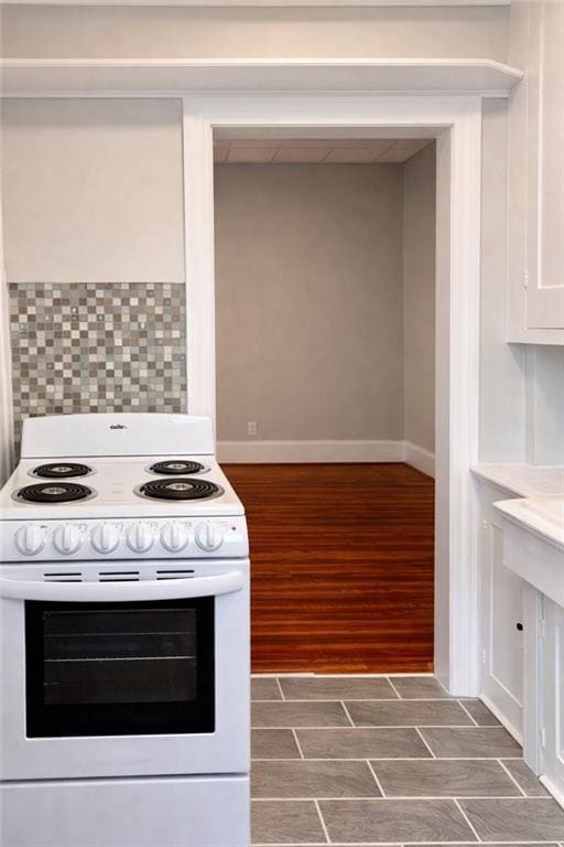 Building Photo - 123 Cottage St.