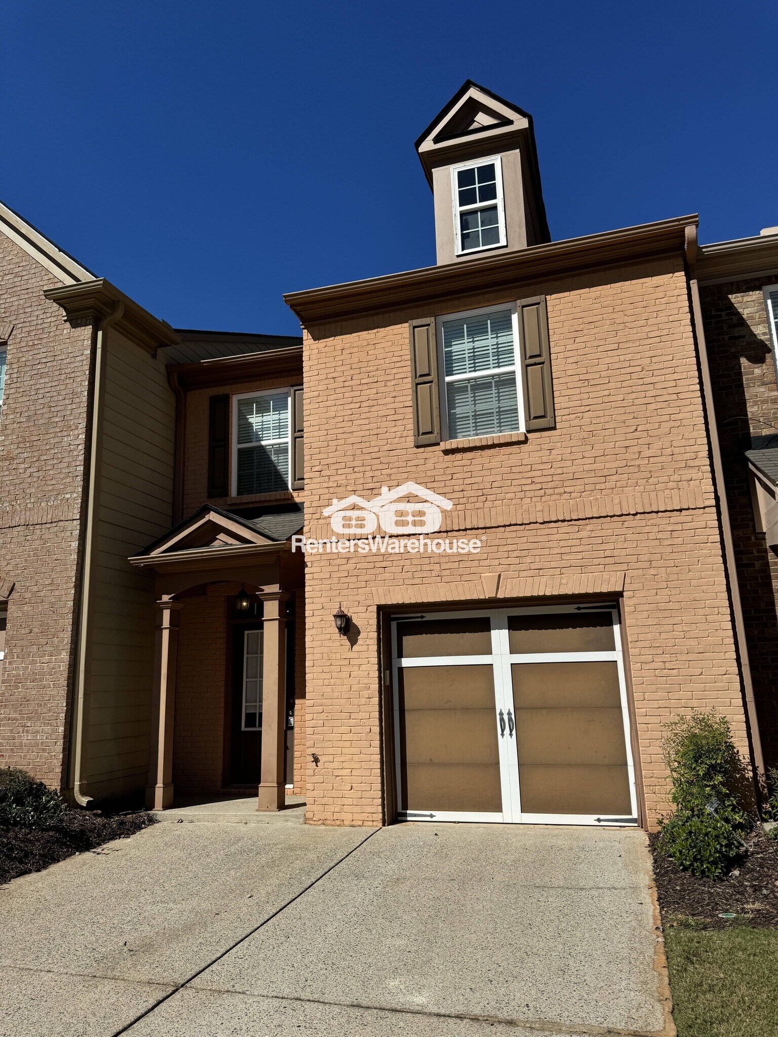 Building Photo - 5021 Sherwood Way