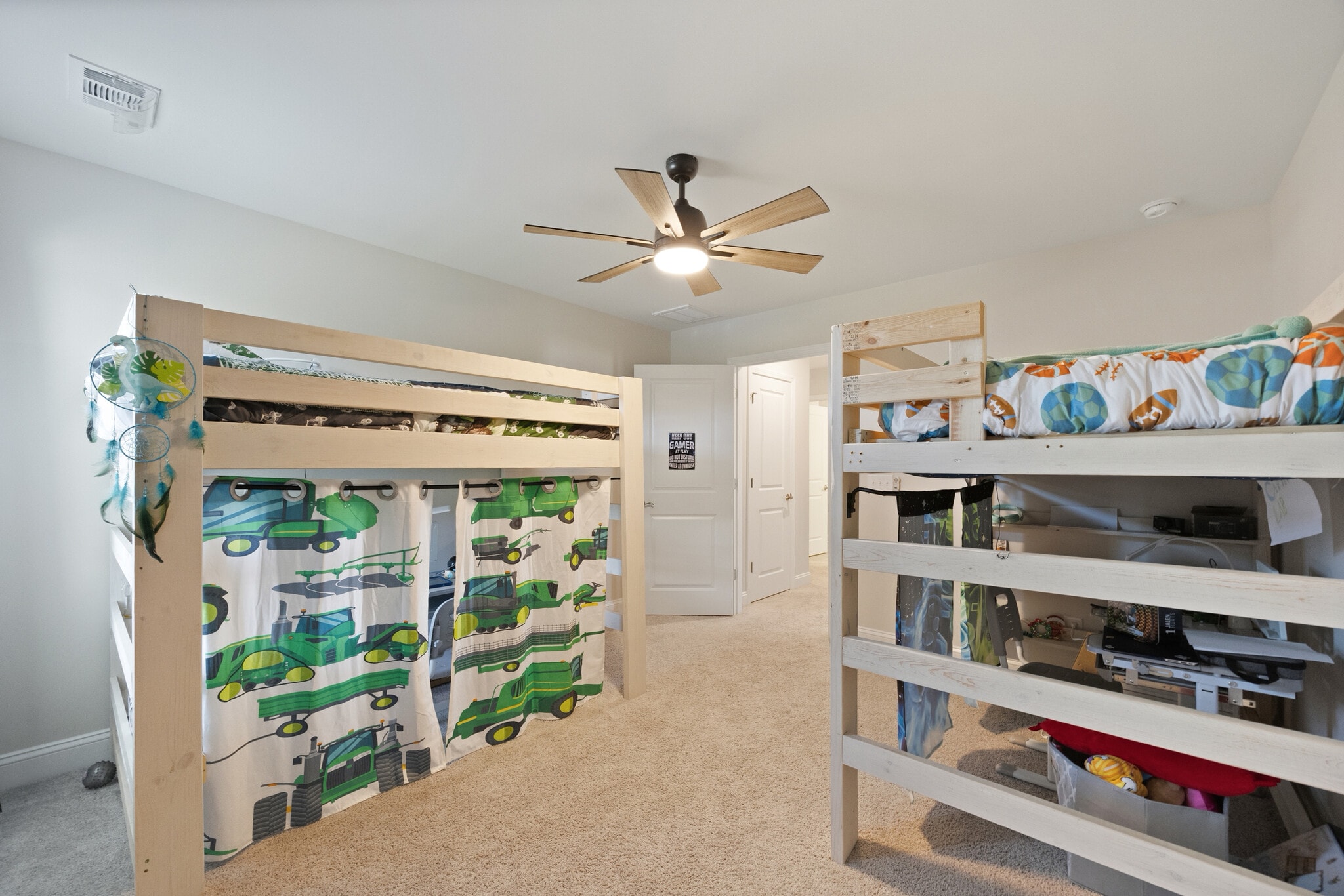 Building Photo - 268 Heron Creek Dr