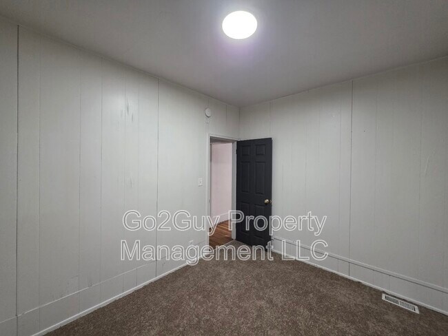 Building Photo - 5502 Audubon Rd