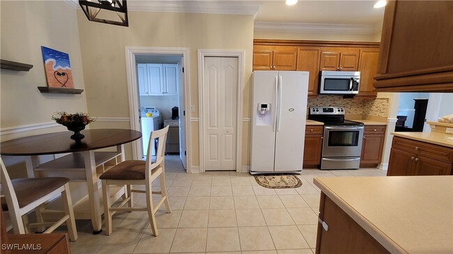 Building Photo - 12766 Ivory Stone Loop