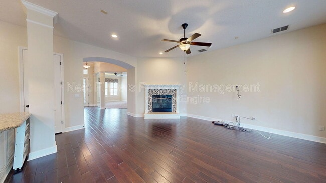 Building Photo - 463 Oxford Estates Way