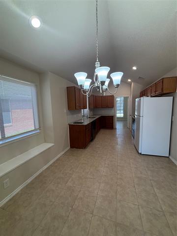 Building Photo - 1615 Ariel Dr