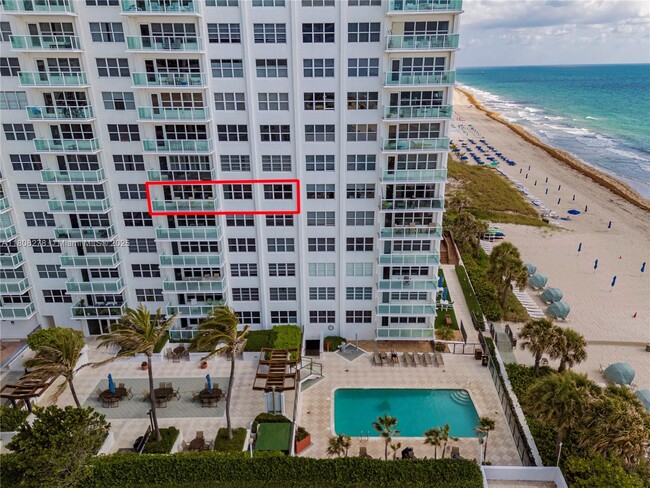Building Photo - 3550 Galt Ocean Dr