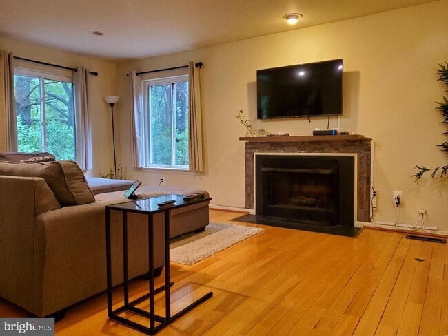 Building Photo - 7835 Muirfield Ct